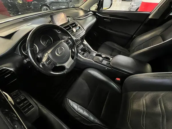لکسوس NX 200T توربو - 2015