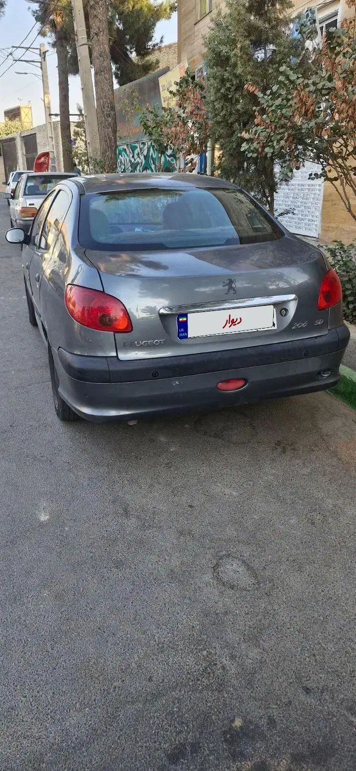 پژو ۲۰۶ صندوق دار v8 - 1395