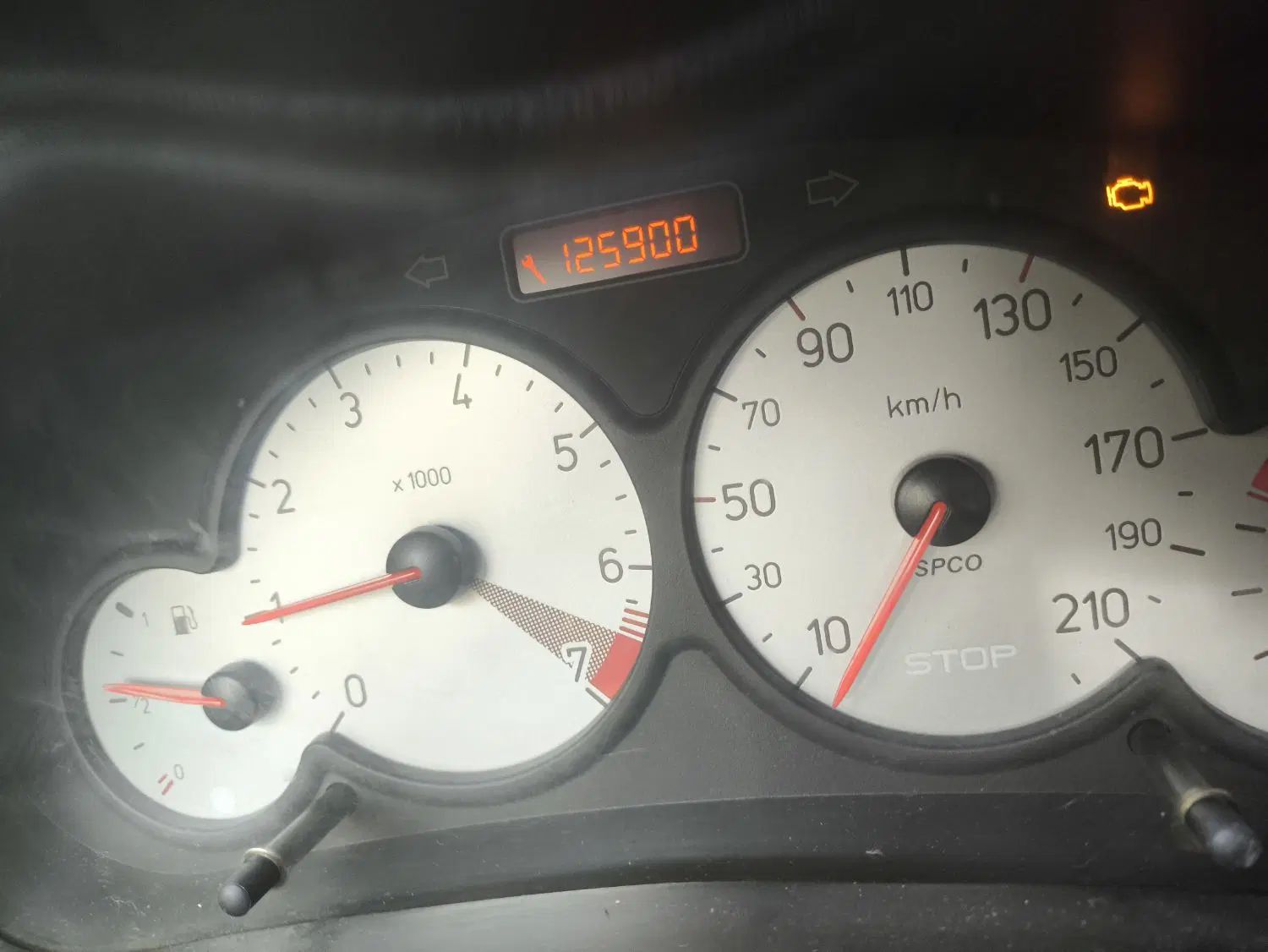 پژو ۲۰۶ صندوق دار v8 - 1396