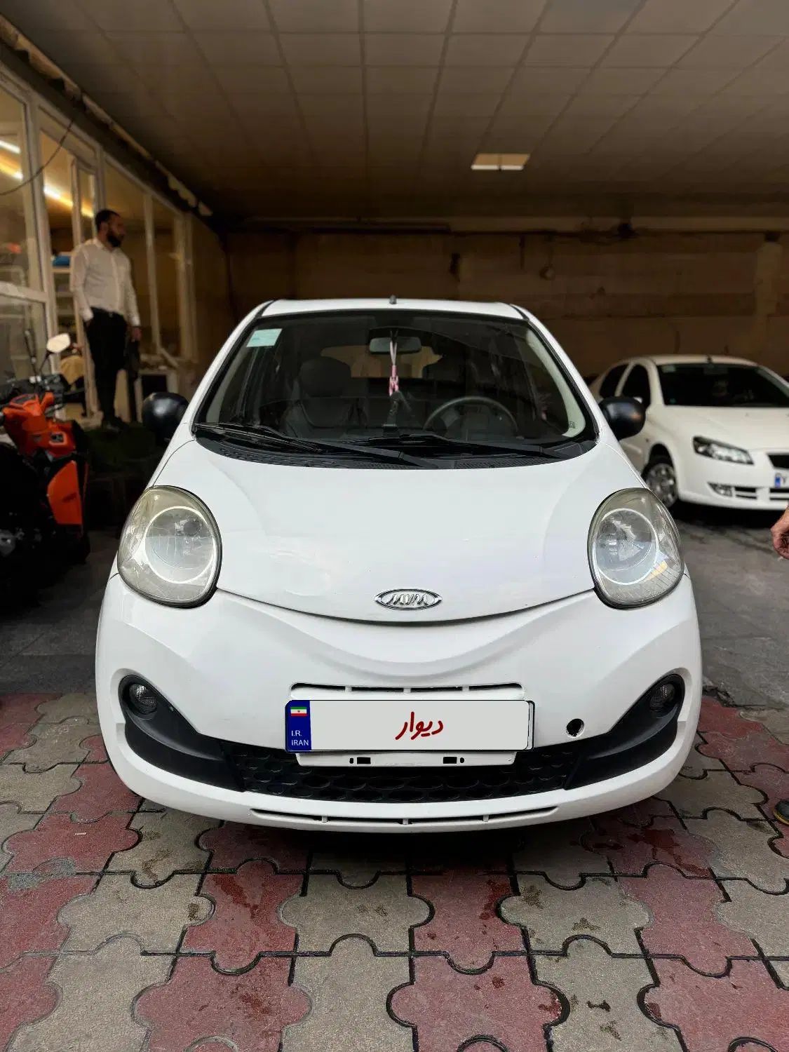 خودرو ام وی ام، 110S آگهی ann_20253135