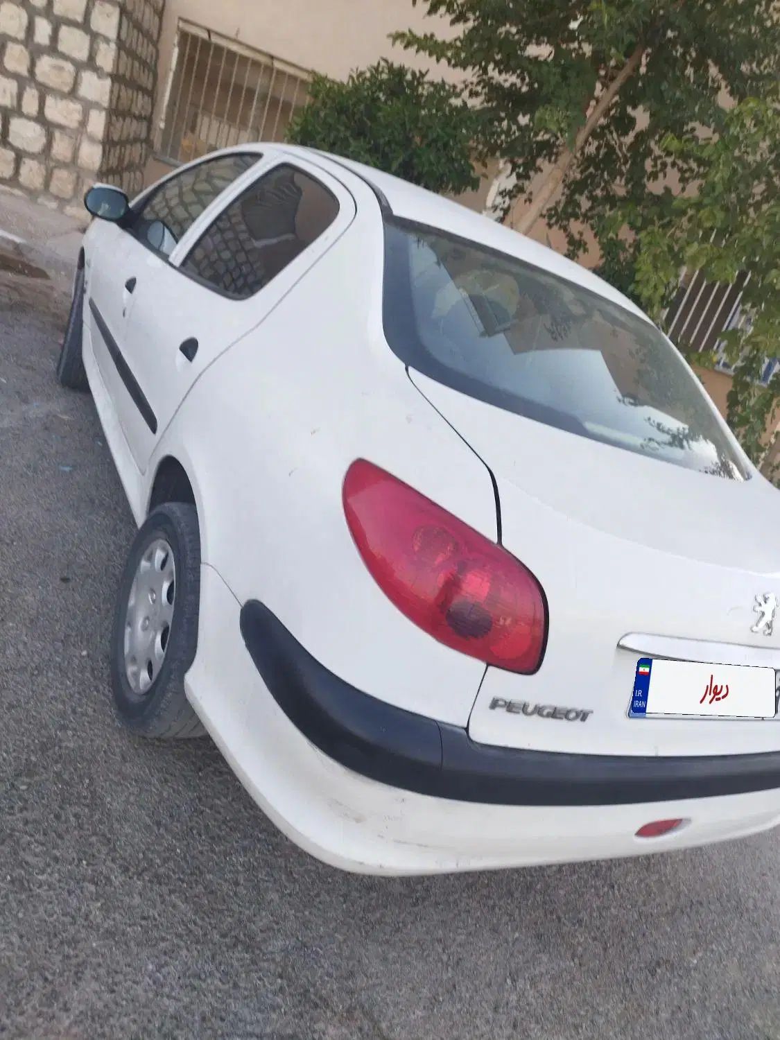 پژو ۲۰۶ صندوق دار v8 - 1386