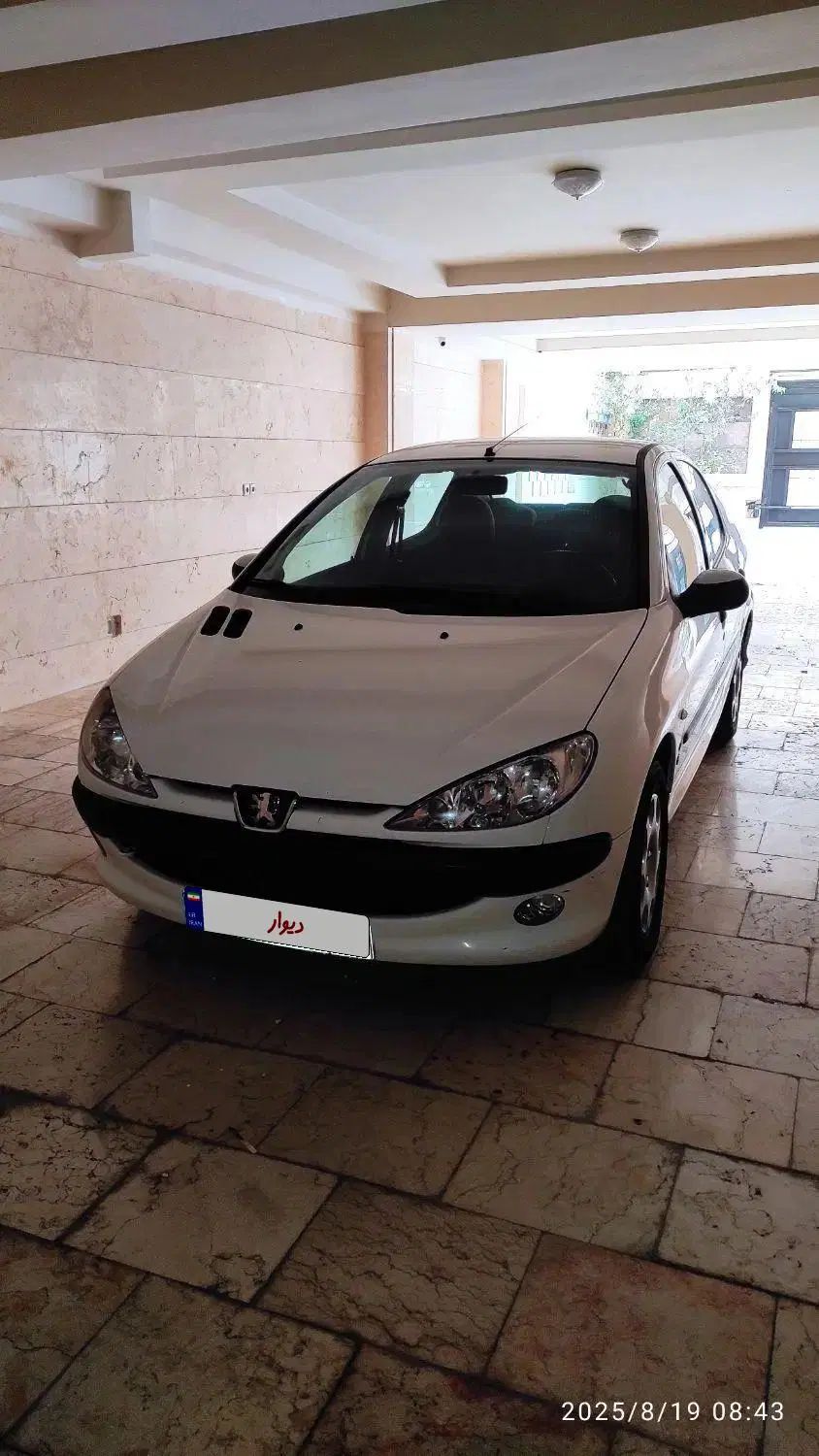 پژو ۲۰۶ صندوق دار v8 - 1397