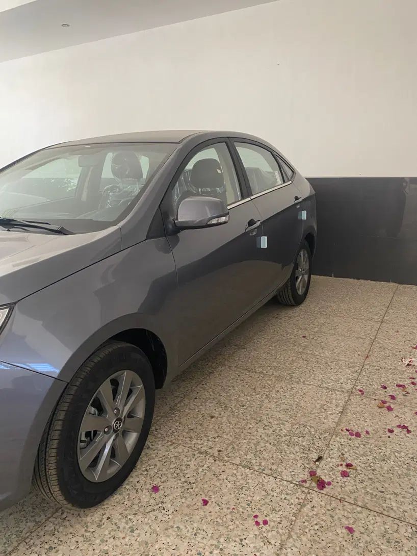 جک J4 اتوماتیک آپشنال - 1404