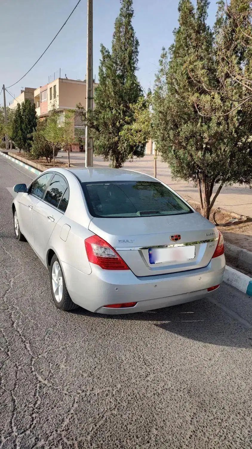 جیلی امگرند 7 دنده‌ای - 2013