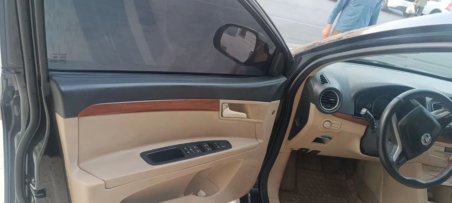 ام جی 350 اتوماتیک - 2013