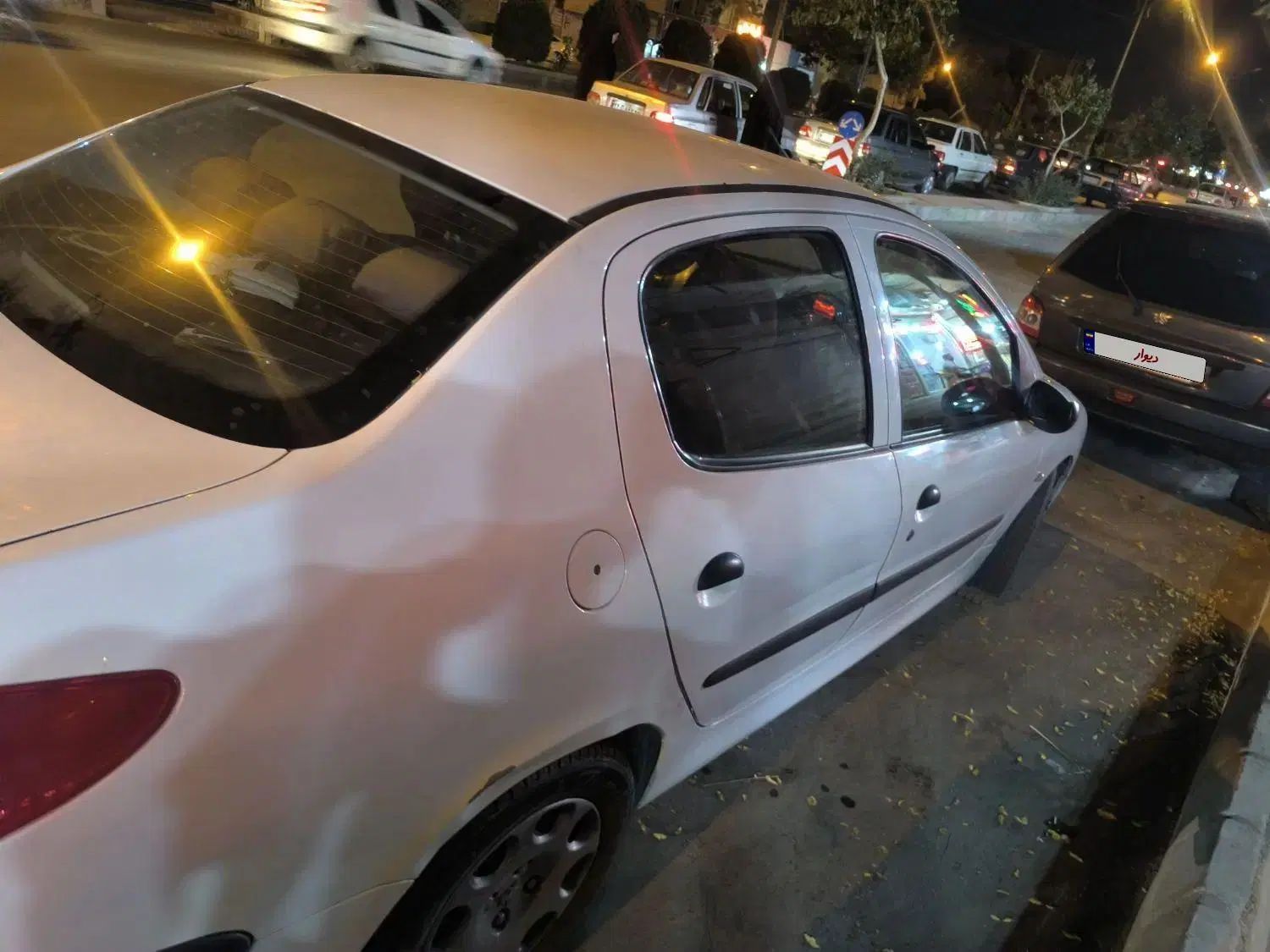 پژو ۲۰۶ صندوق دار v8 - 1396
