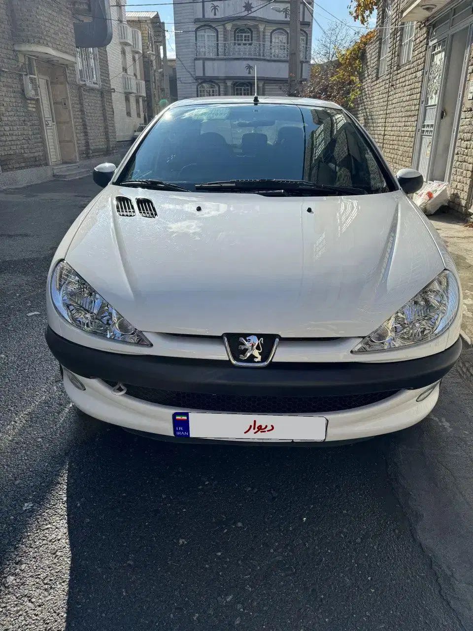 پژو ۲۰۶ صندوق دار v8 - 1396