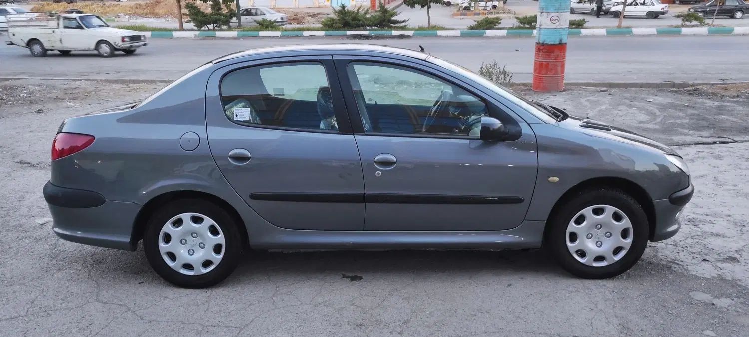 پژو ۲۰۶ صندوق دار v20 - 1390