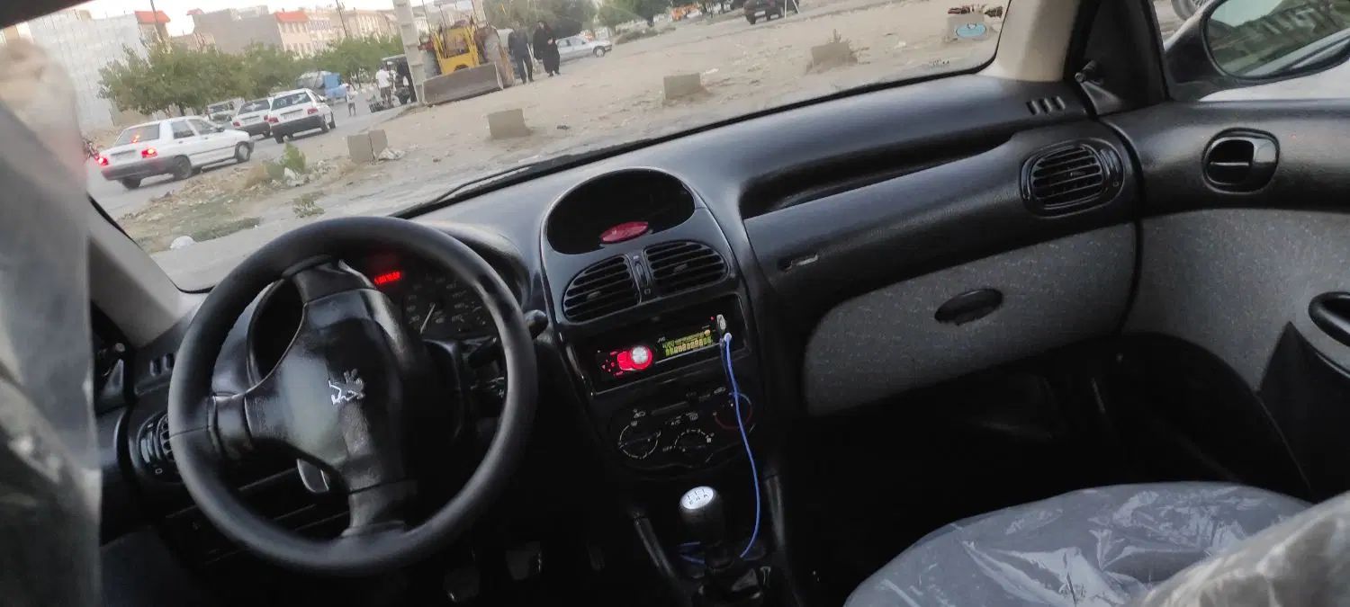 پژو ۲۰۶ صندوق دار v20 - 1390