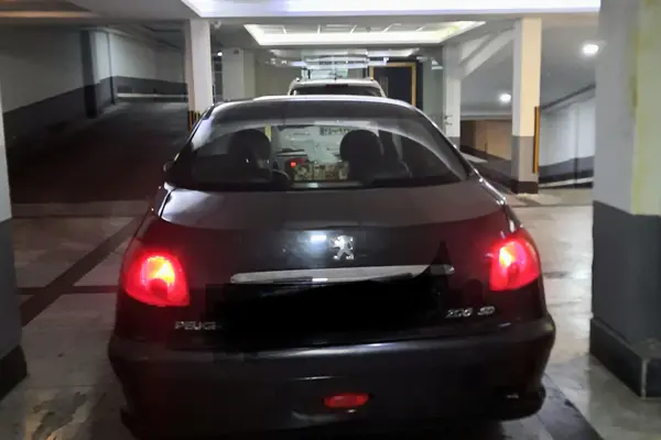 پژو ۲۰۶ صندوق دار v8 - 1395