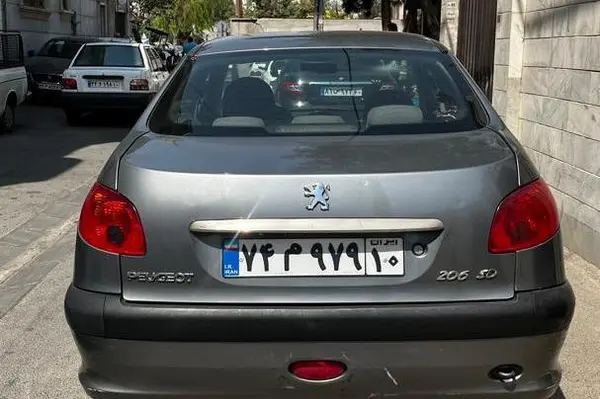 پژو ۲۰۶ صندوق دار v8 - 1390