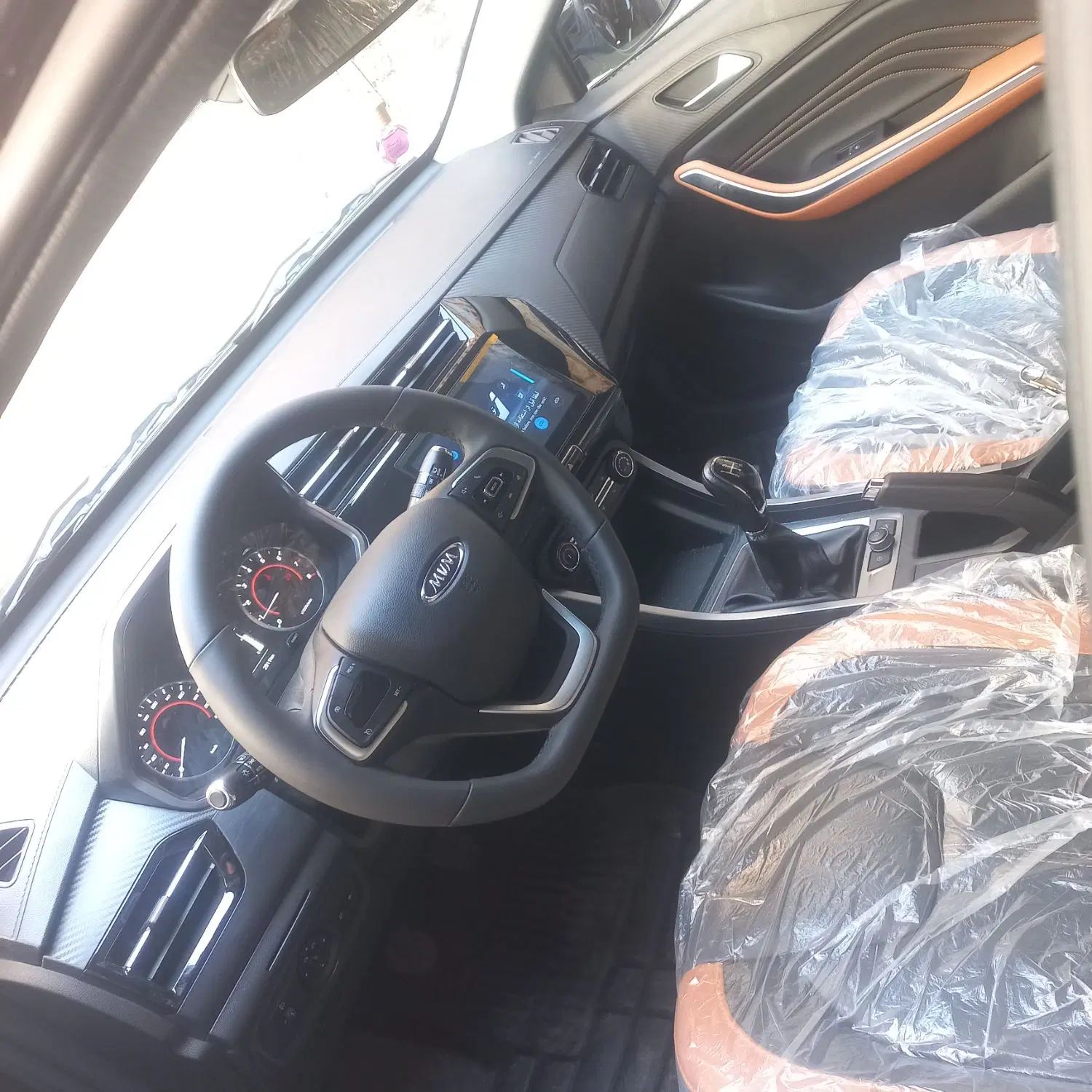 ام وی ام X22 دنده ای اسپرت لاکچری - 1402