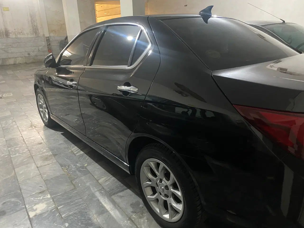دنا پلاس توربو 6 دنده - 1401