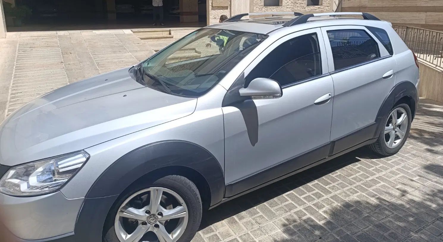 دانگ فنگ H30 کراس اتوماتیک - 1397