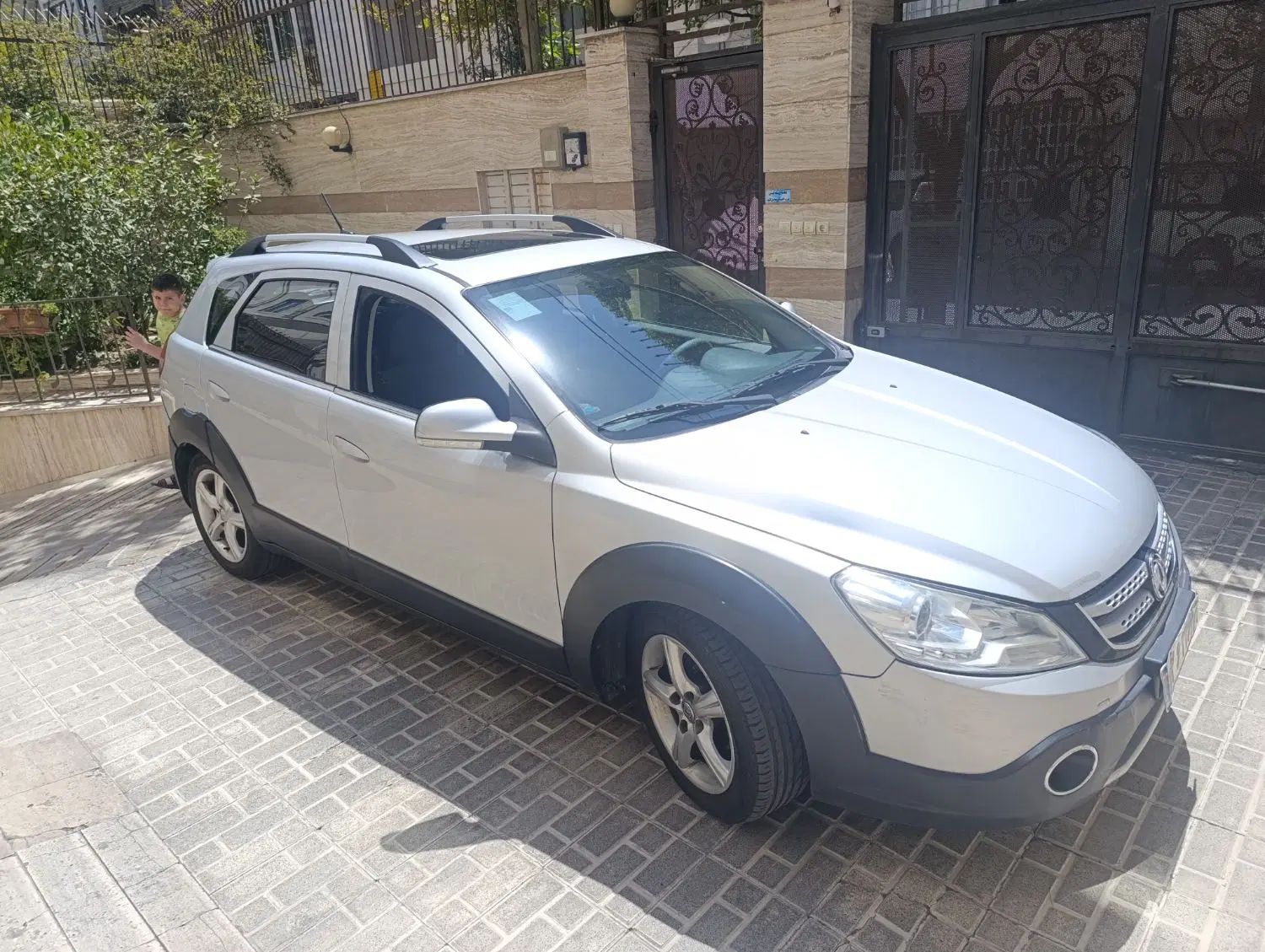 خودرو دانگ فنگ، H30 کراس آگهی ann_20254196