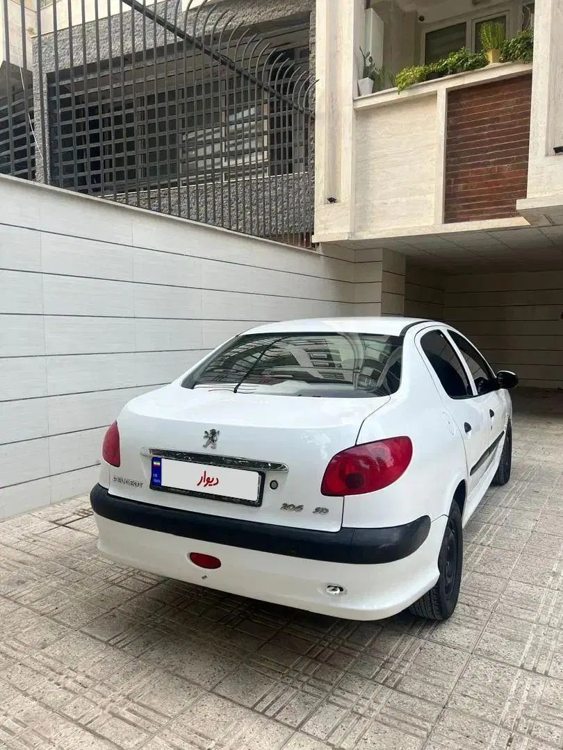 پژو ۲۰۶ صندوق دار v8 - 1395