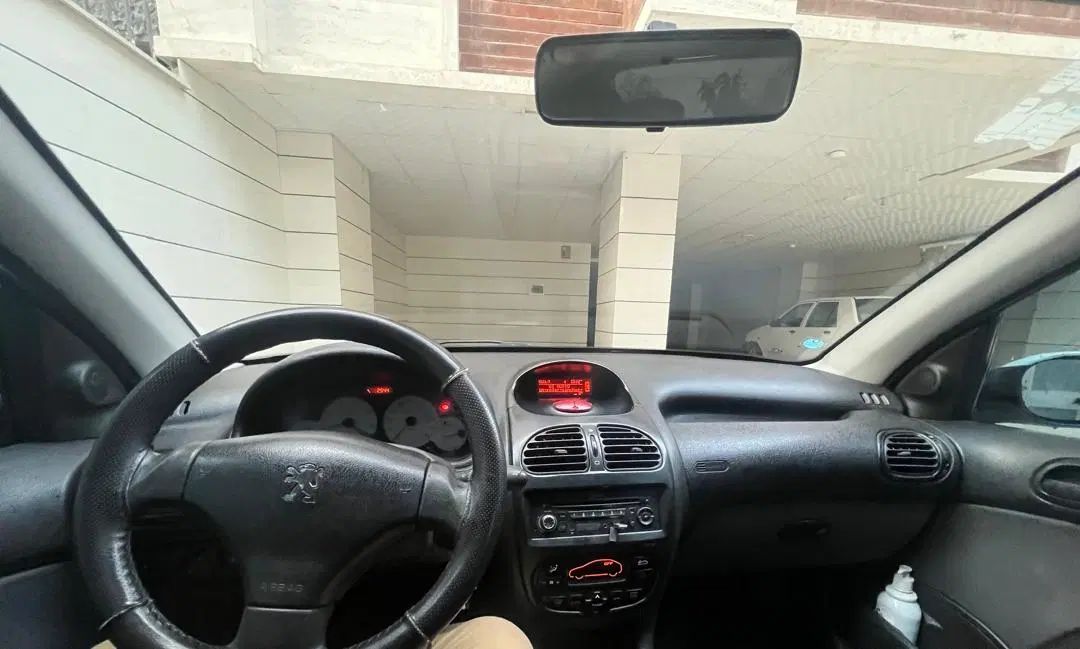 پژو ۲۰۶ صندوق دار v8 - 1395