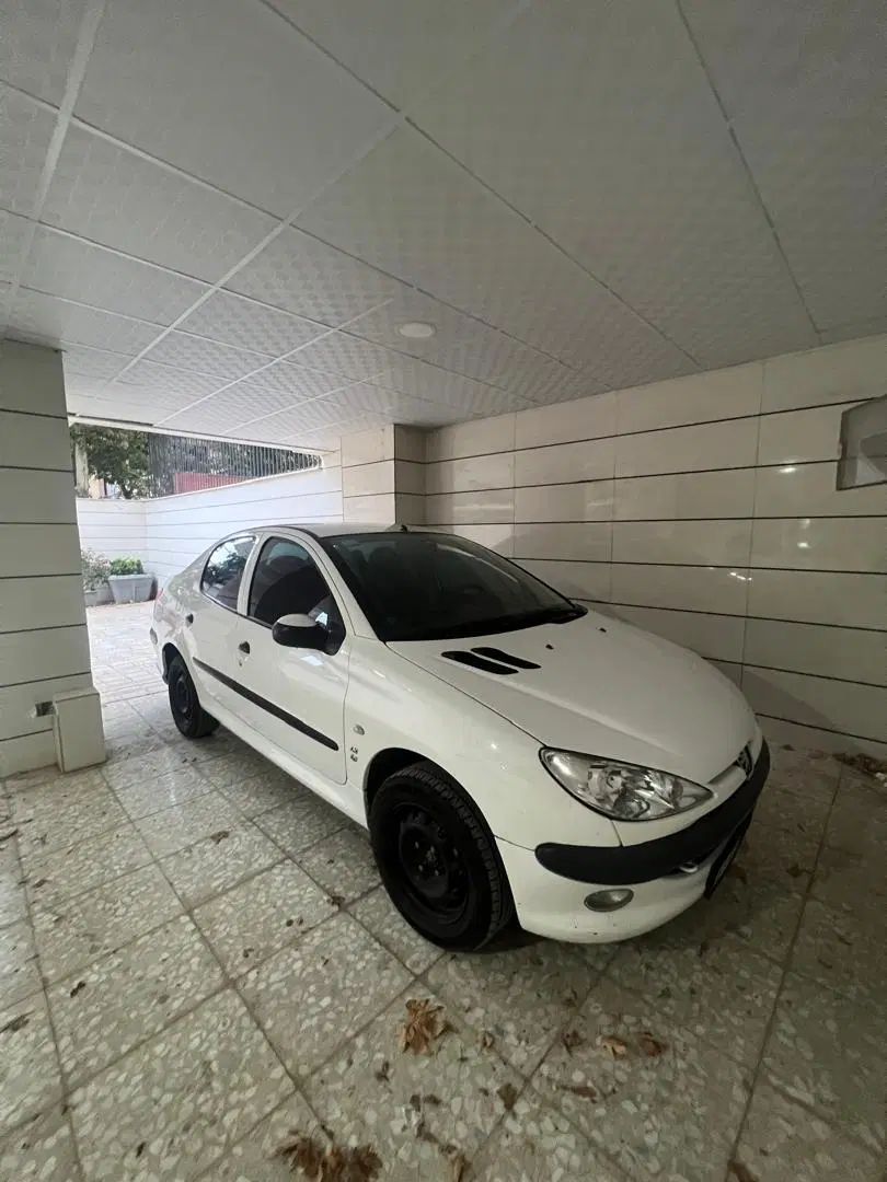 پژو ۲۰۶ صندوق دار v8 - 1395