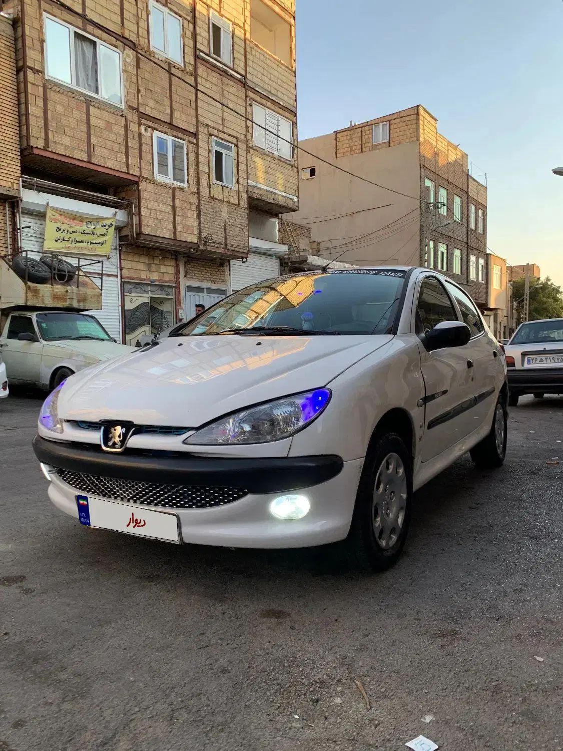 پژو 206 تیپ 5 - 1390