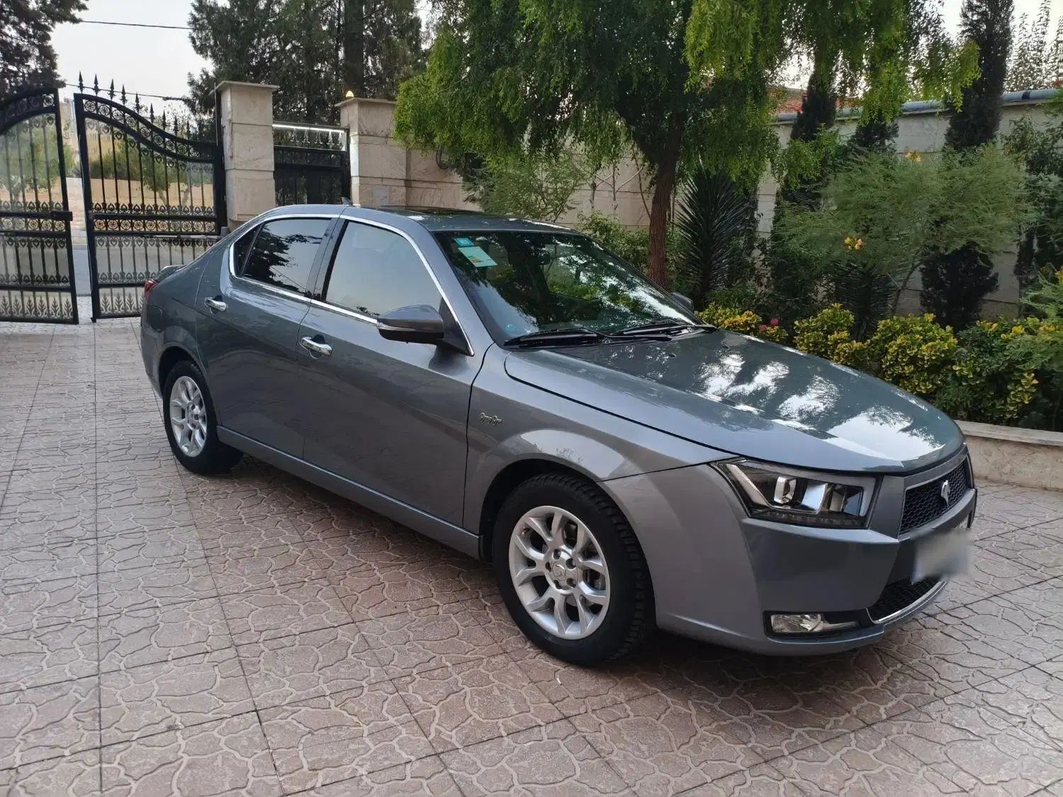 دنا پلاس توربو اتوماتیک - 1401