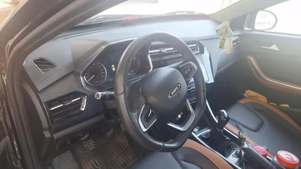 ام وی ام X22 دنده ای اسپرت لاکچری - 1403