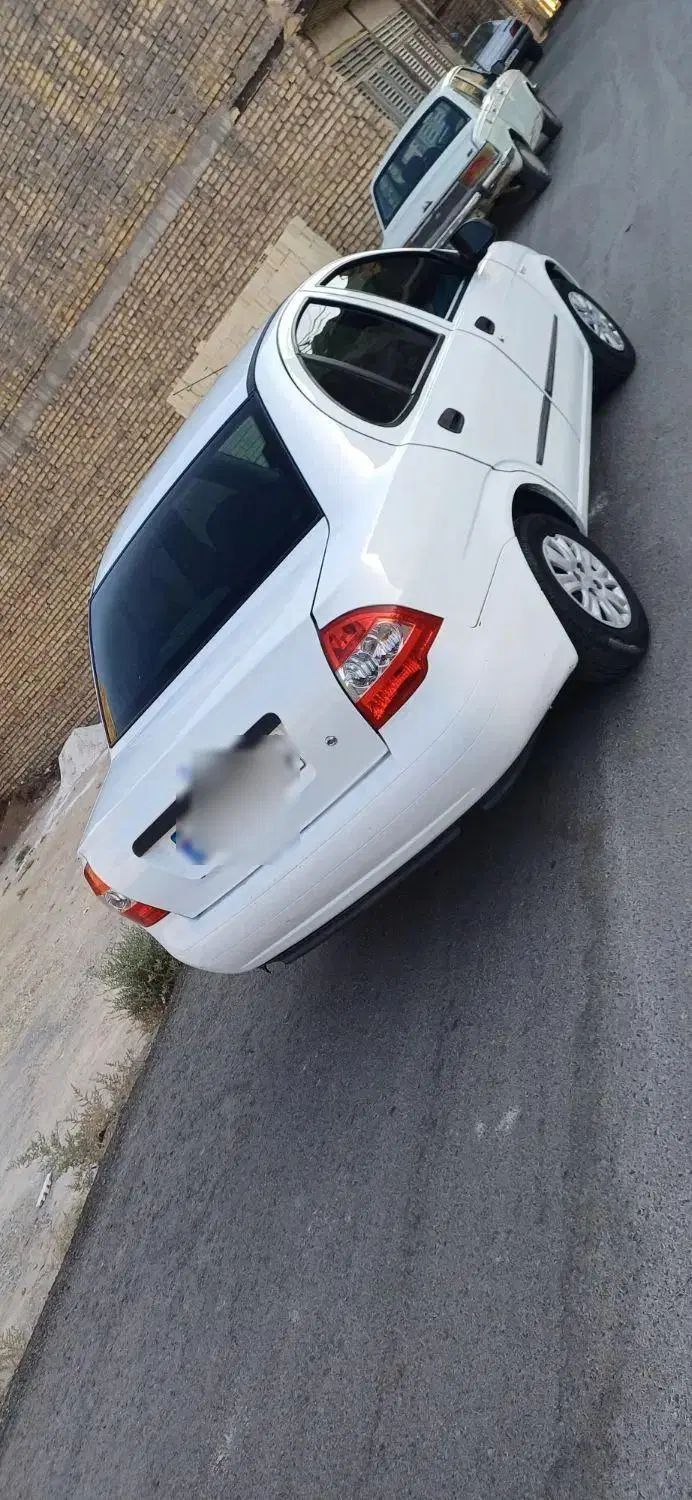 تیبا صندوق دار SX - 1399