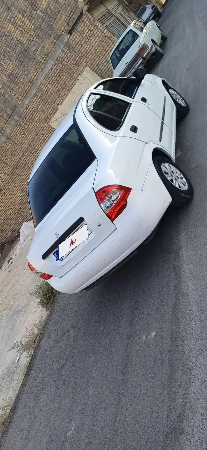 تیبا صندوق دار SX - 1399