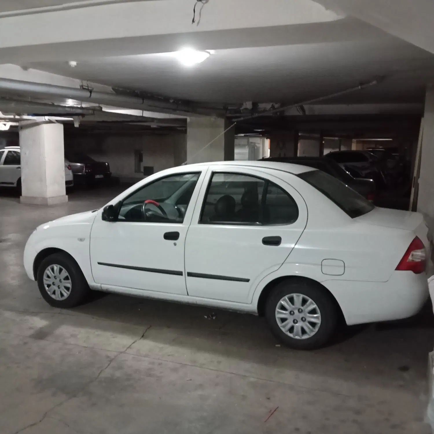 تیبا صندوق دار EX - 1395