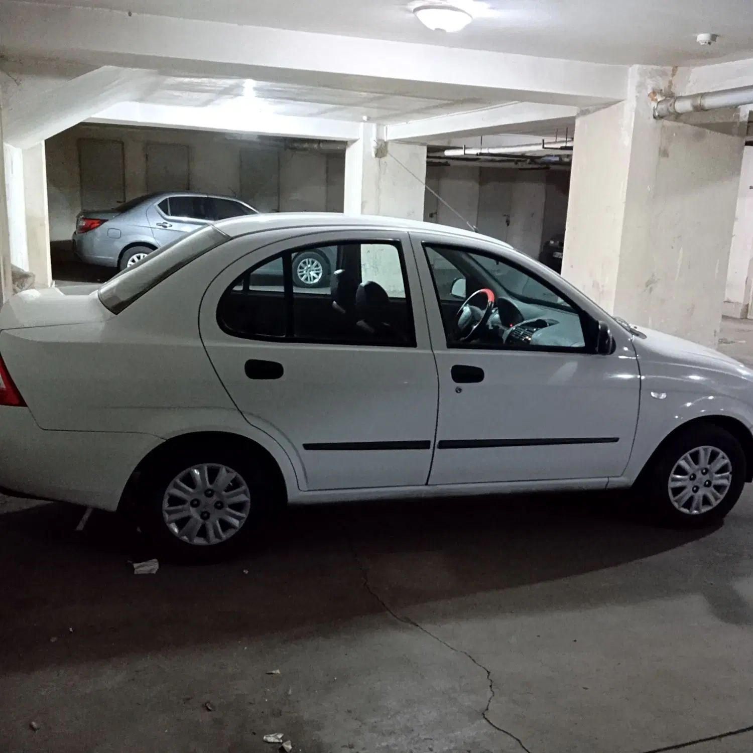 تیبا صندوق دار EX - 1395