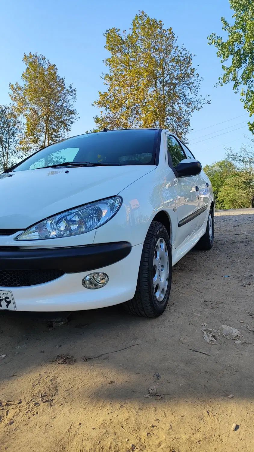 پژو ۲۰۶ صندوق دار v8 - 1395