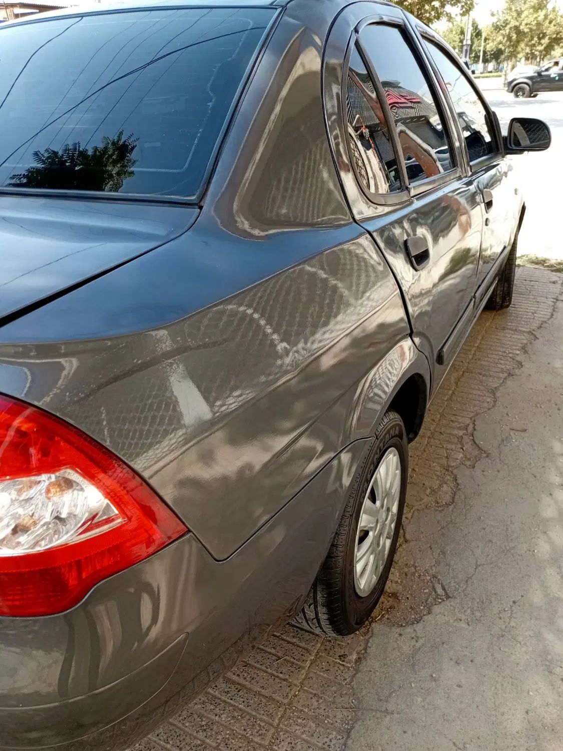 تیبا صندوق دار SX - 1395