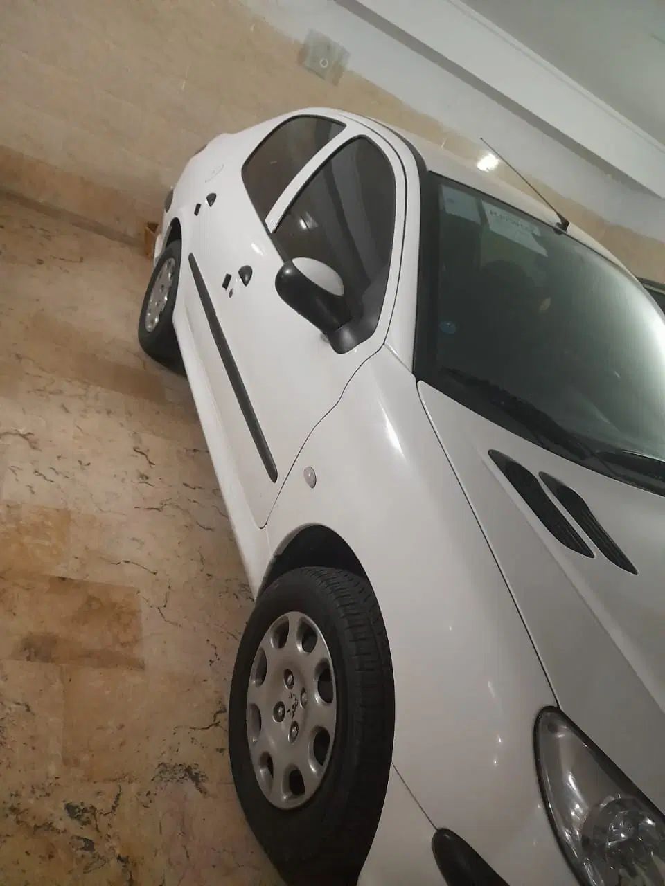 پژو ۲۰۶ صندوق دار v8 - 1396