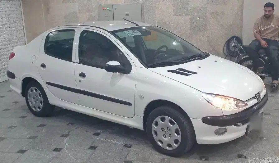 خودرو پژو، ۲۰۶ صندوق دار آگهی ann_20256256