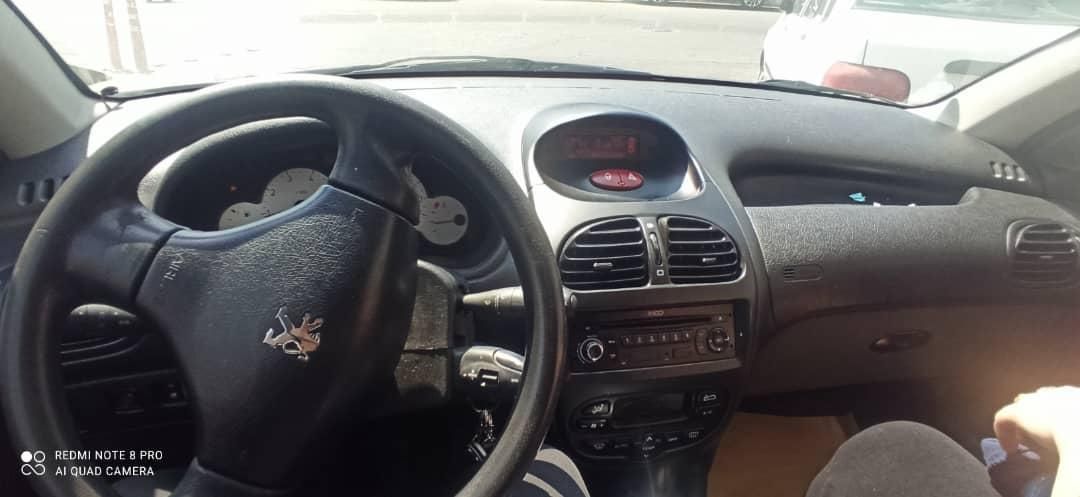 پژو ۲۰۶ صندوق دار v8 - 1397
