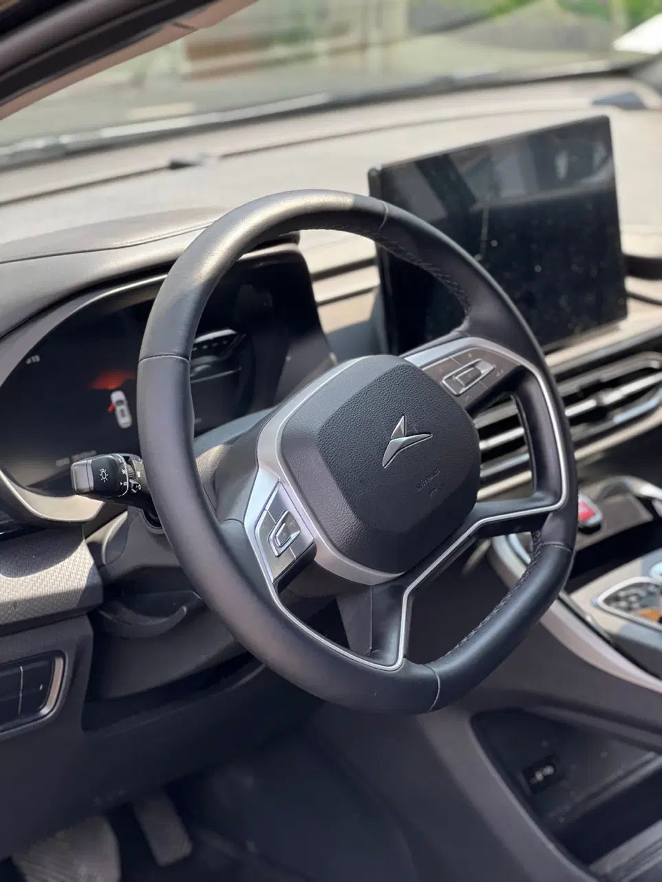 کی ام سی X5 ۱.۵ لیتر توربو - 2023