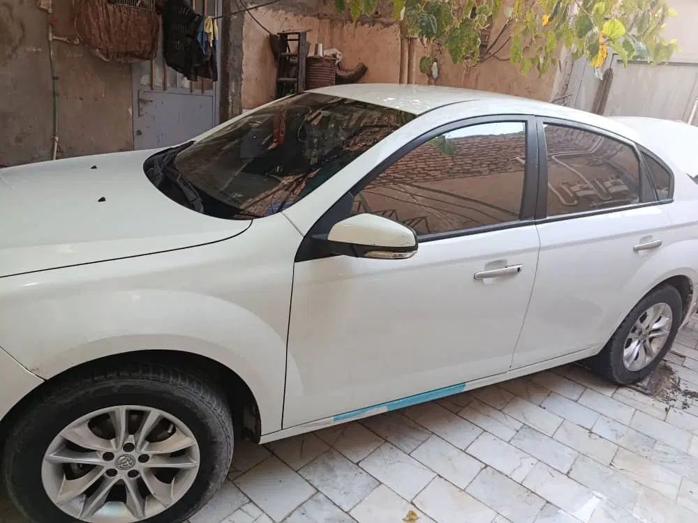 برلیانس H330 دنده‌ای 1500 - 1396