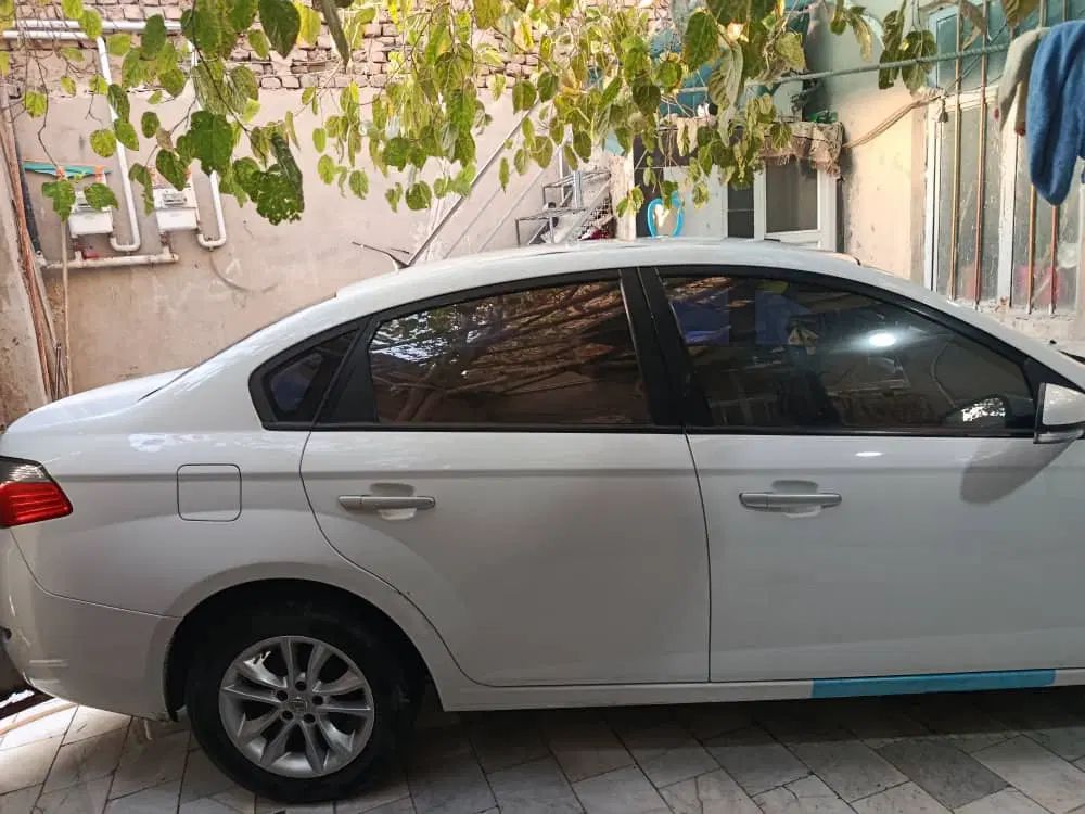 برلیانس H330 دنده‌ای 1500 - 1396