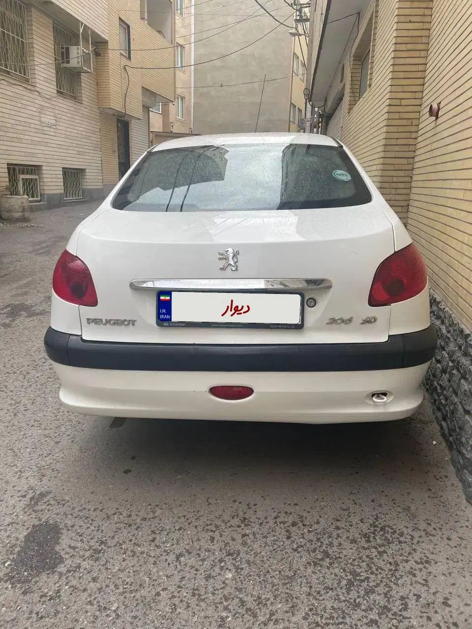 پژو ۲۰۶ صندوق دار v8 - 1394