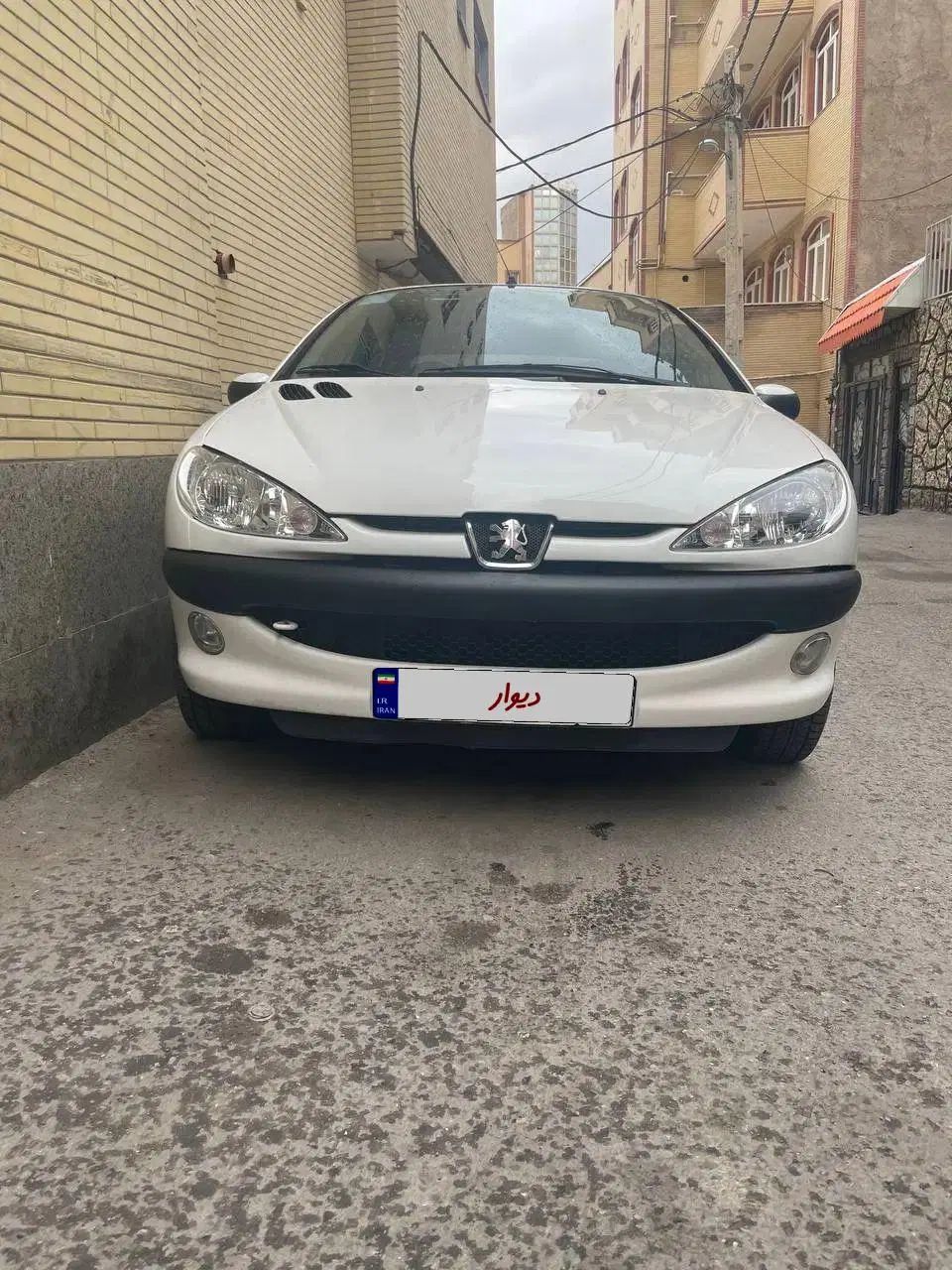 پژو ۲۰۶ صندوق دار v8 - 1394