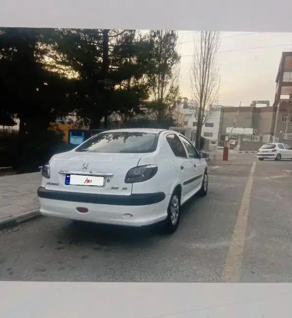 پژو ۲۰۶ صندوق دار v8 - 1395