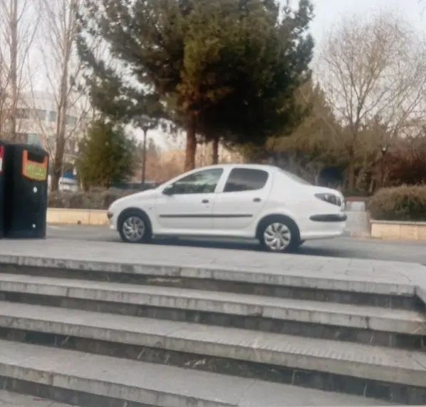 پژو ۲۰۶ صندوق دار v8 - 1395