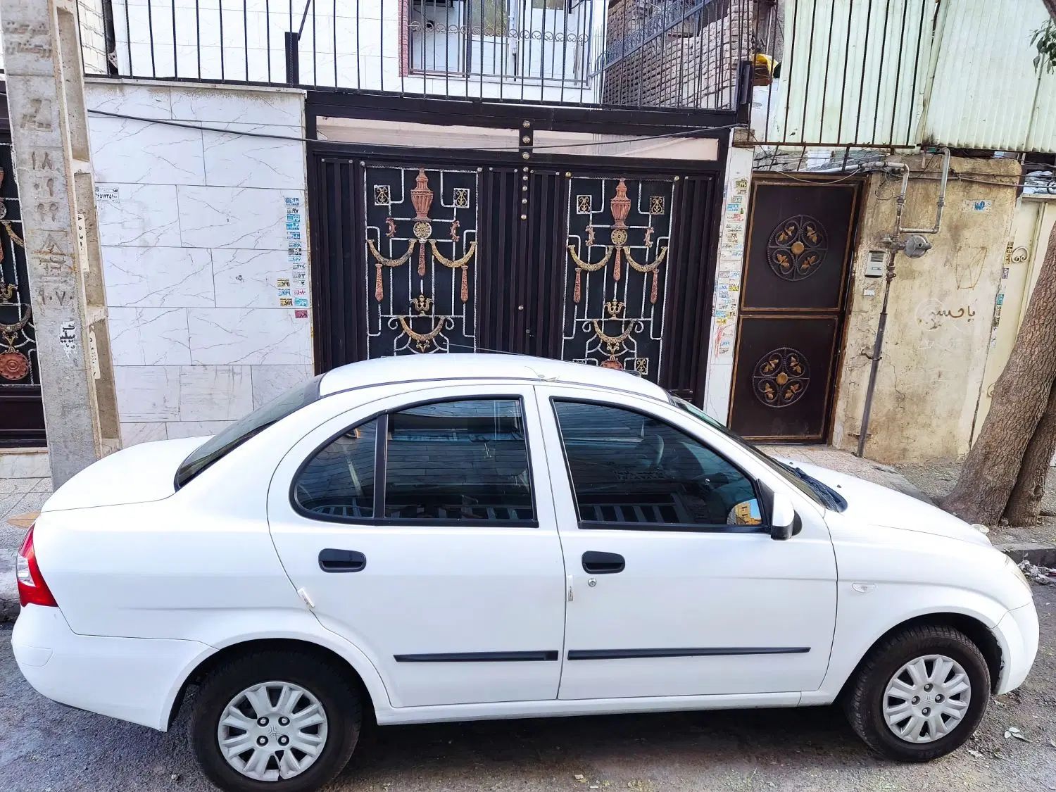 تیبا صندوق دار SX - 1398