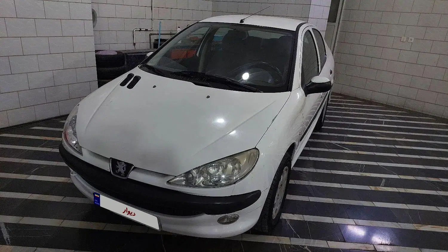 پژو ۲۰۶ صندوق دار v8 - 1397