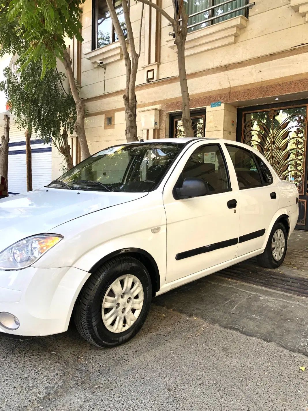 تیبا صندوق دار SX - 1395