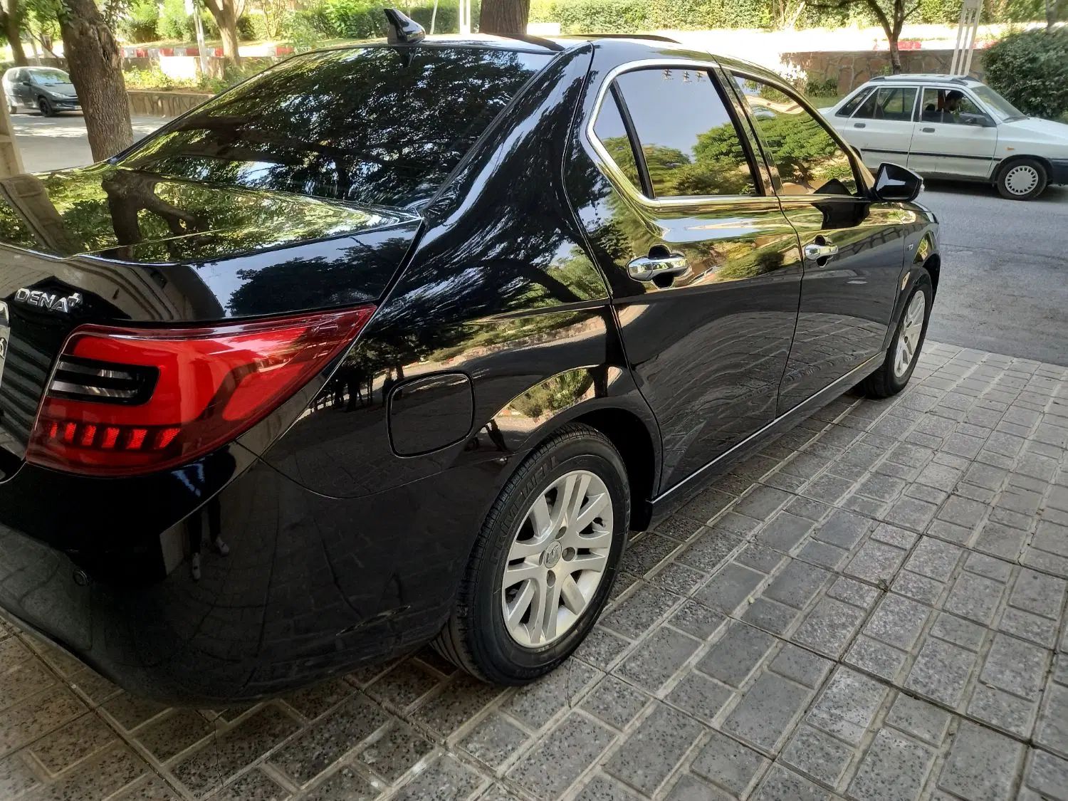خودرو دنا، پلاس آگهی ann_20258318