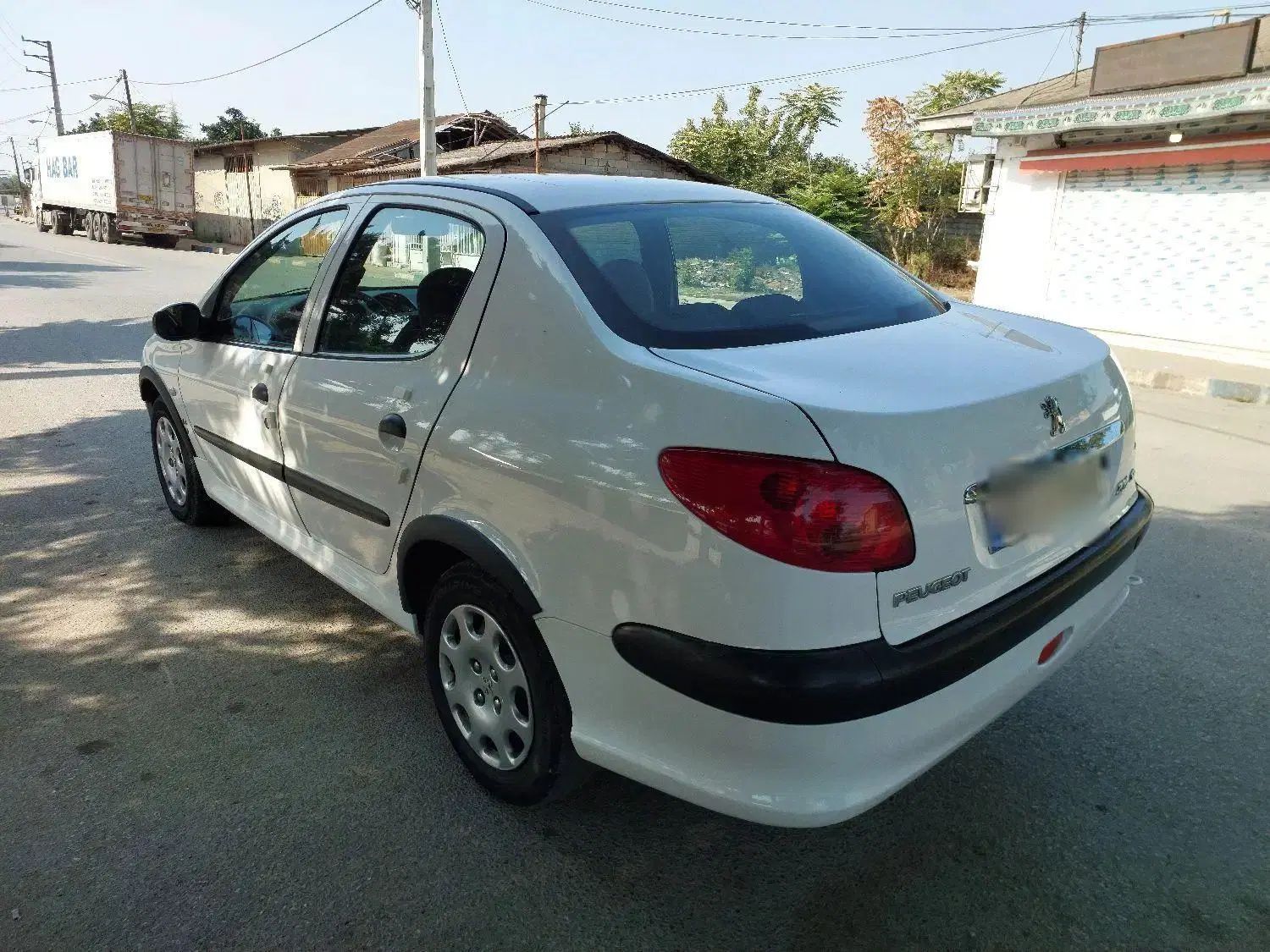 پژو ۲۰۶ صندوق دار v8 - 1395