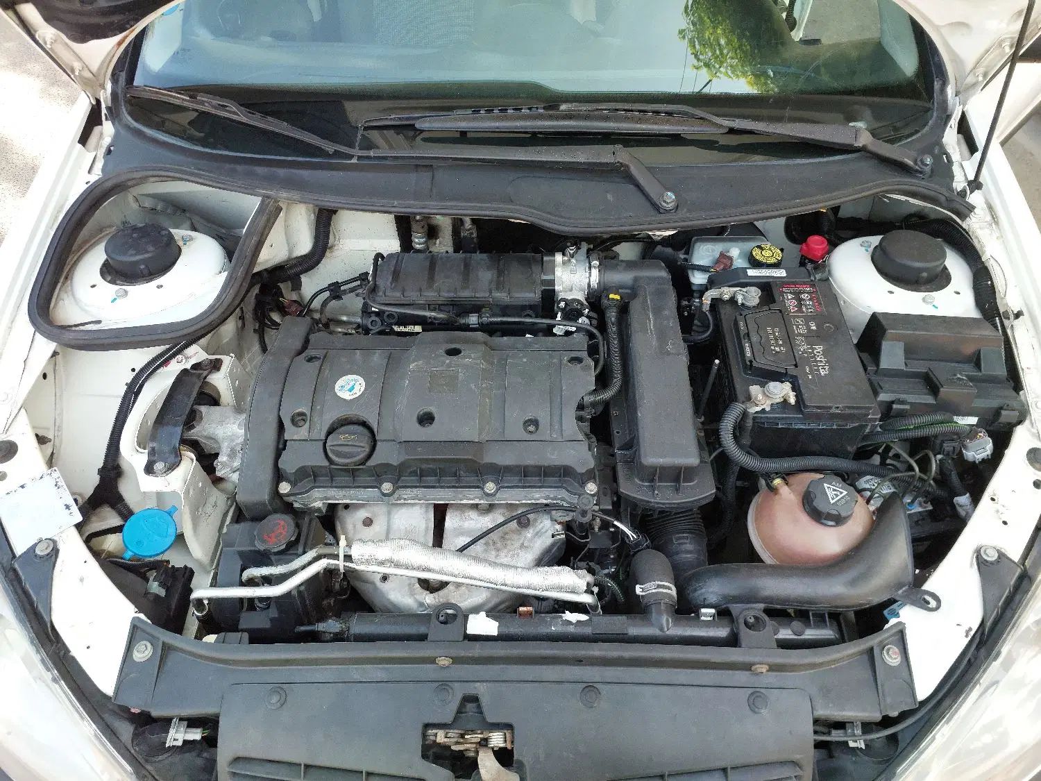 پژو ۲۰۶ صندوق دار v8 - 1395