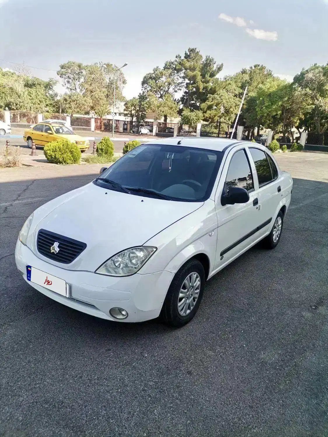 تیبا صندوق دار SX - 1395
