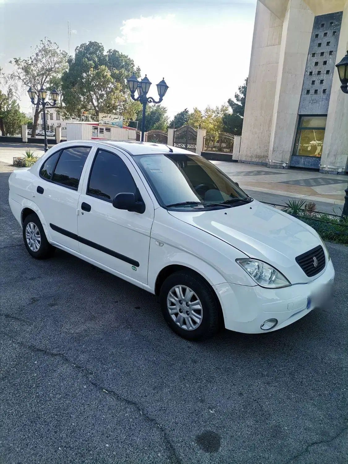 تیبا صندوق دار SX - 1395