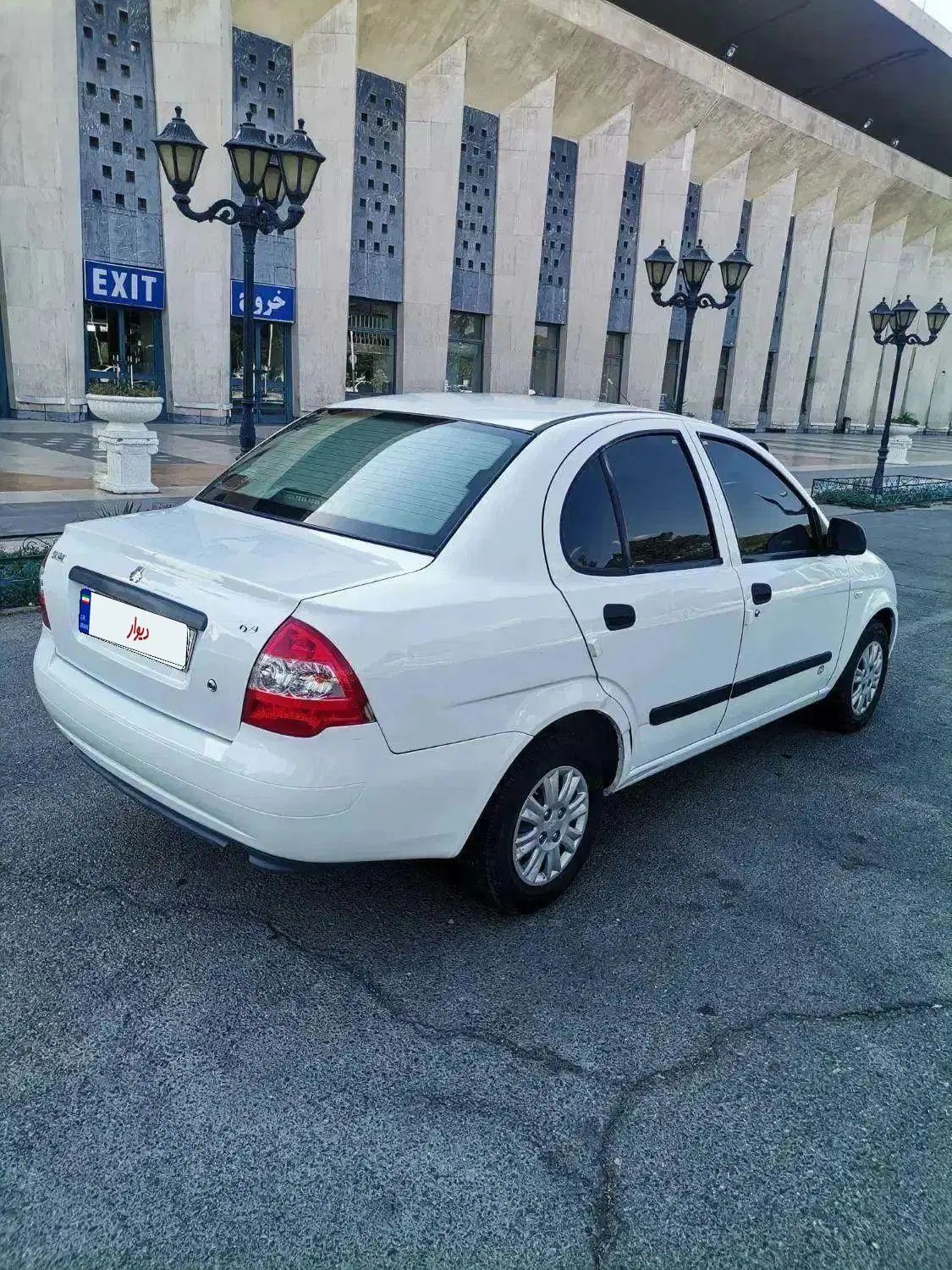 تیبا صندوق دار SX - 1395